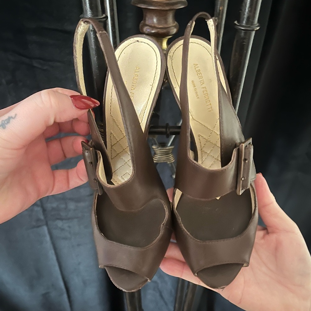 Alberta Ferretti Brown Leather heel